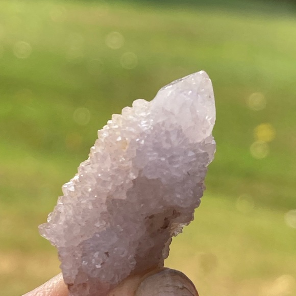 White/clear Spirit Quartz with Citrine included & Amethyst phantom in point - Picture 5 of 8
